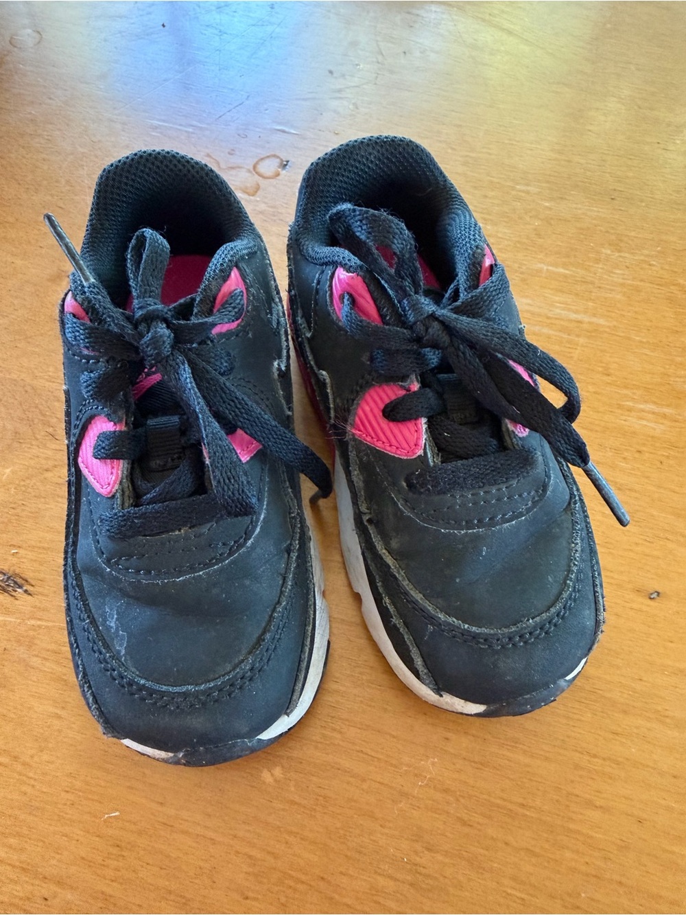 Nike Kids Airmax Hot Pink Sneakers
